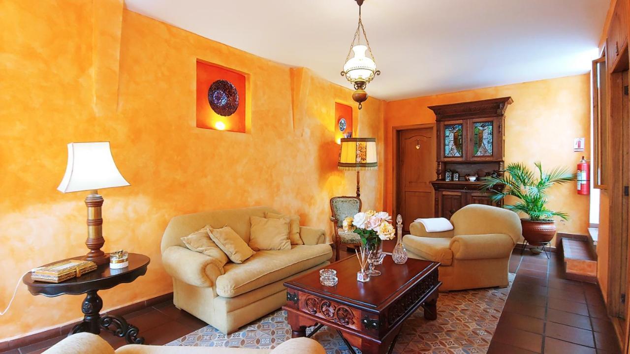 Casa Montalvo 3*