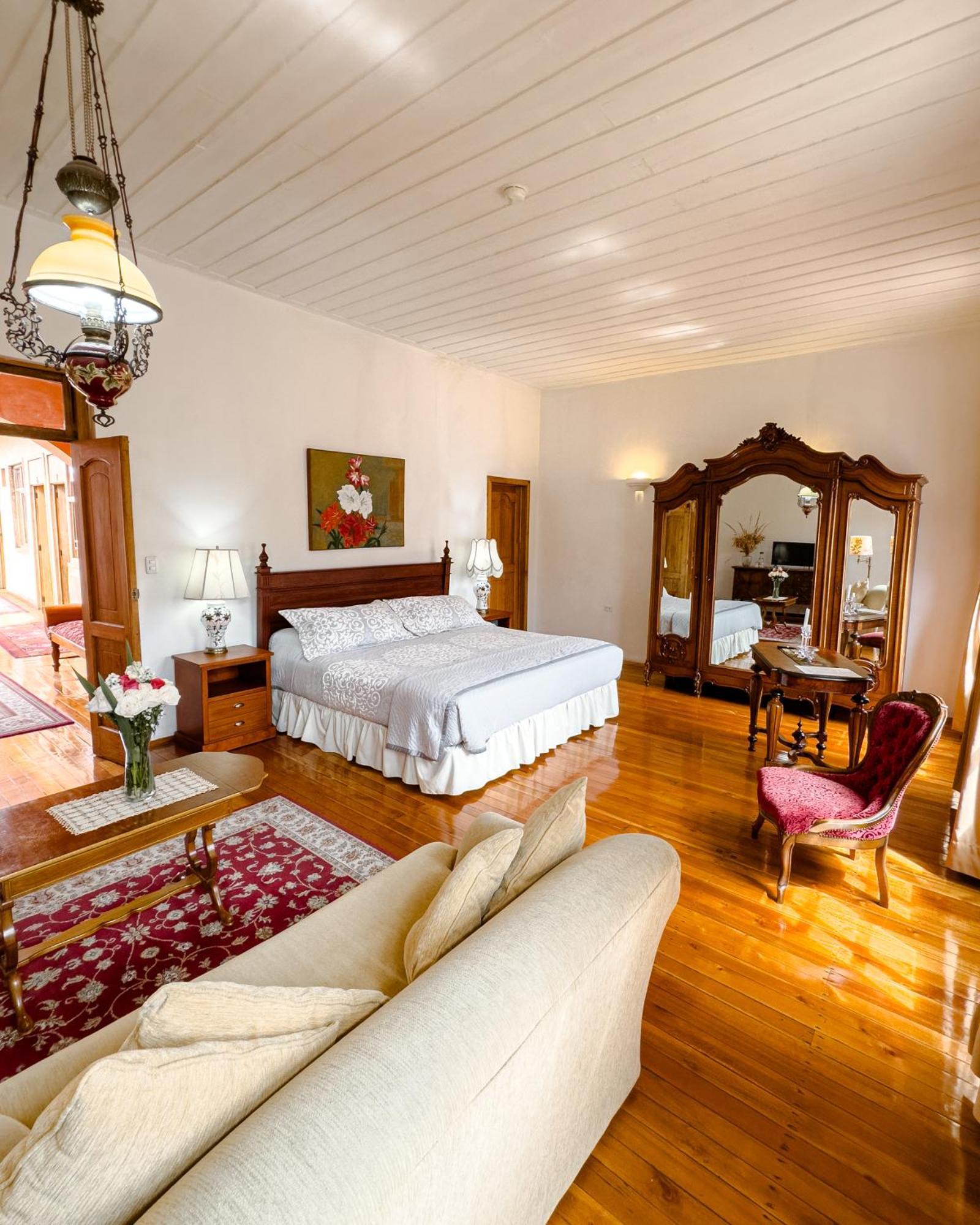 Casa Montalvo 3*